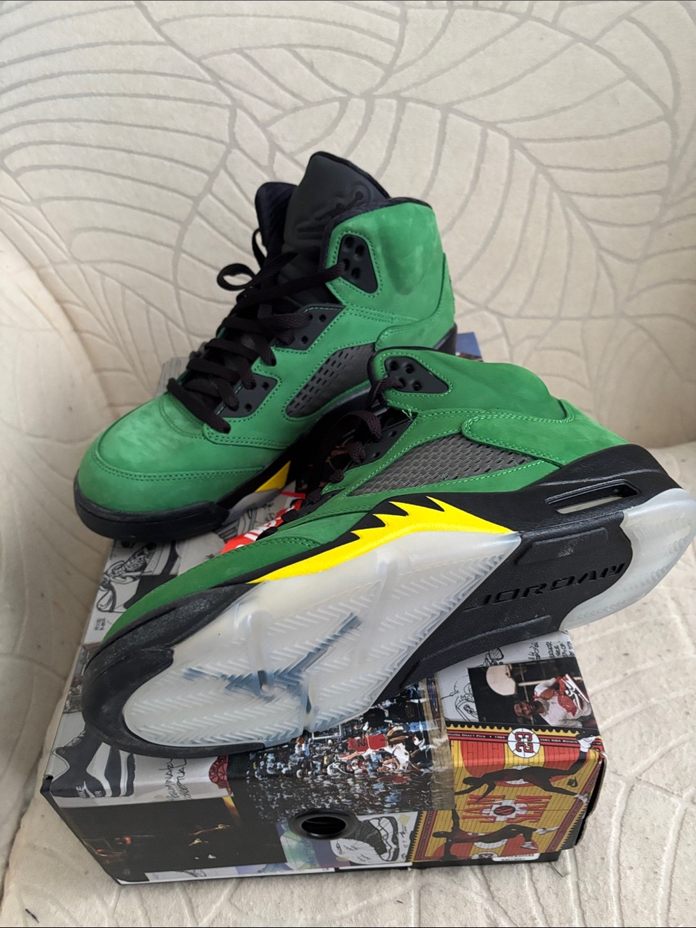 Jordan Green and Black High-Top Sneakers with Red Tag - Picture 3 of 5